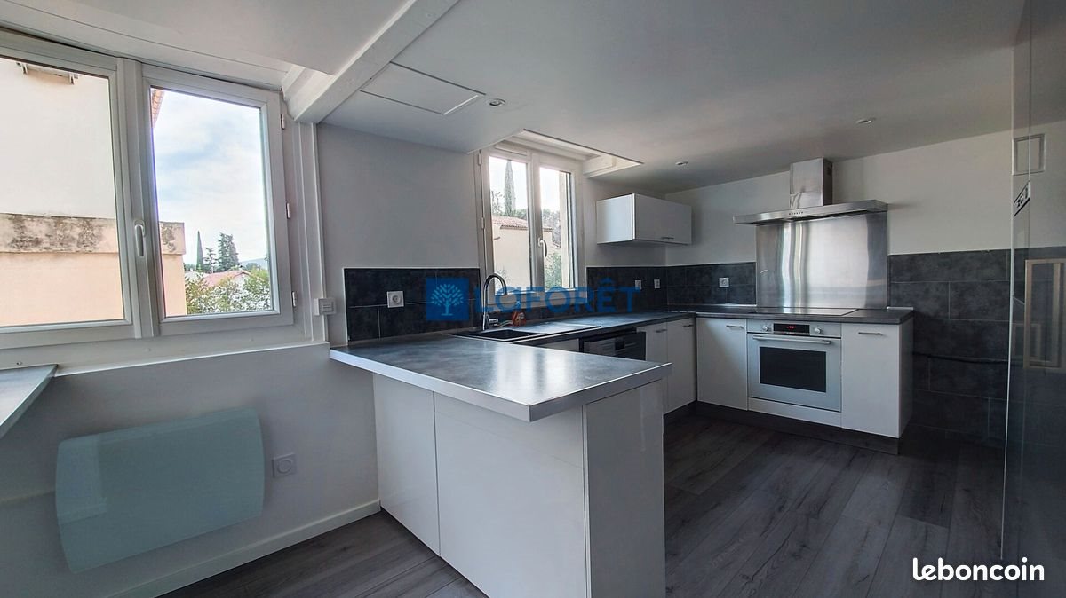 Appartement à louer, 37m², Marseille 12ème