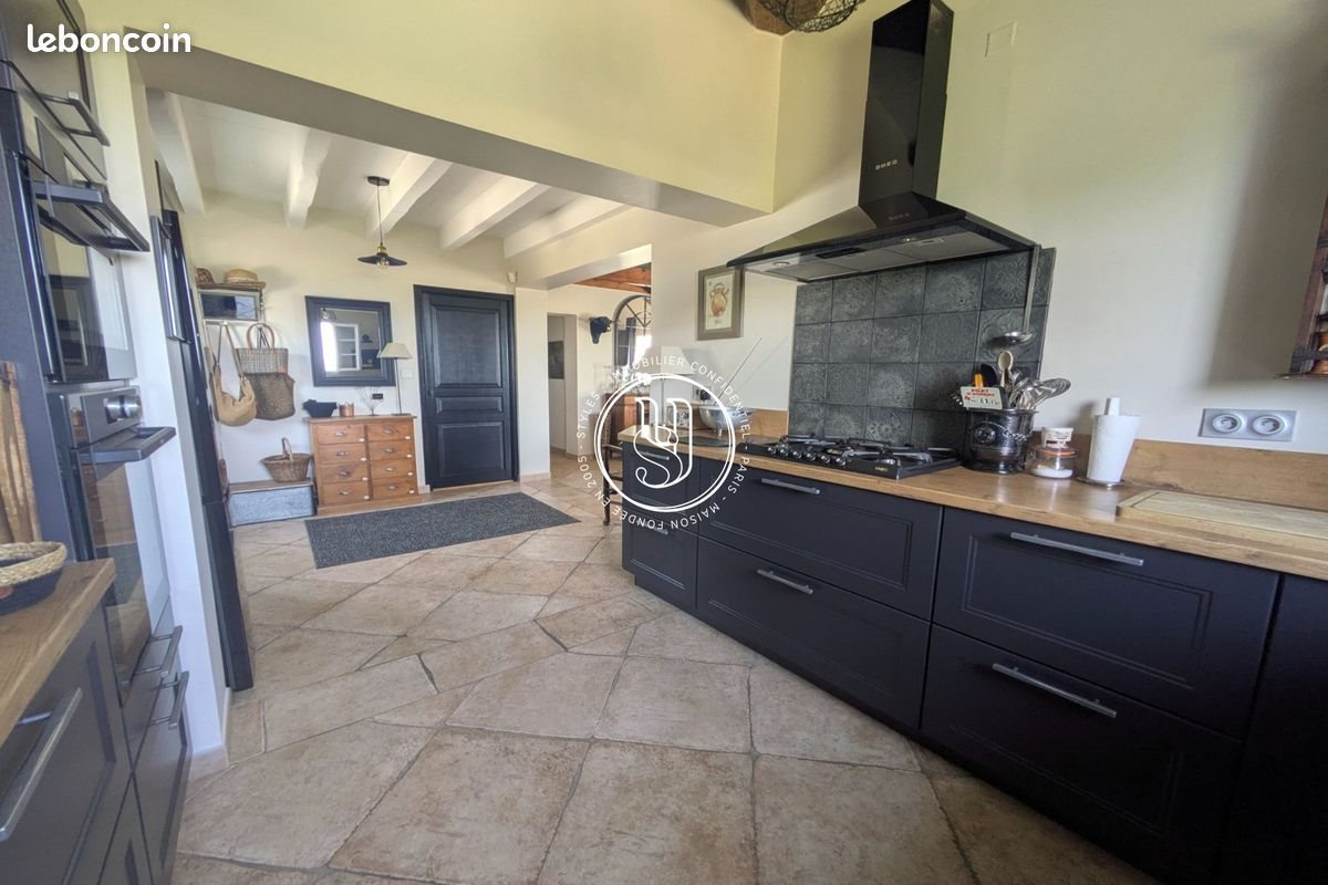 Maison à vendre, 117m², Uzès