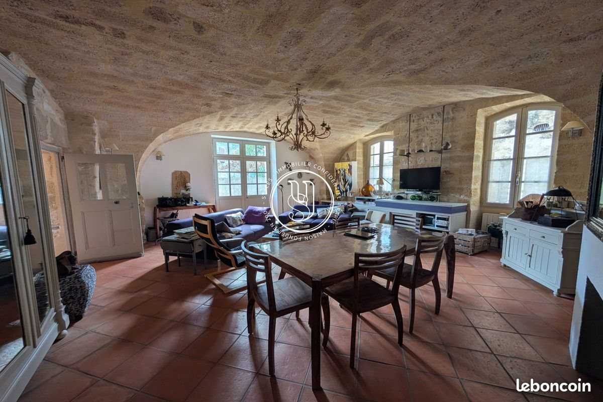 Maison à vendre, 261m², Uzès