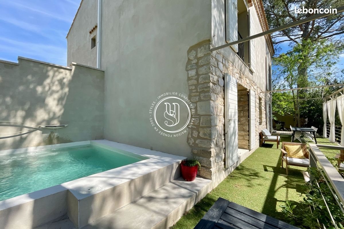 Maison à vendre, 210m², Uzès