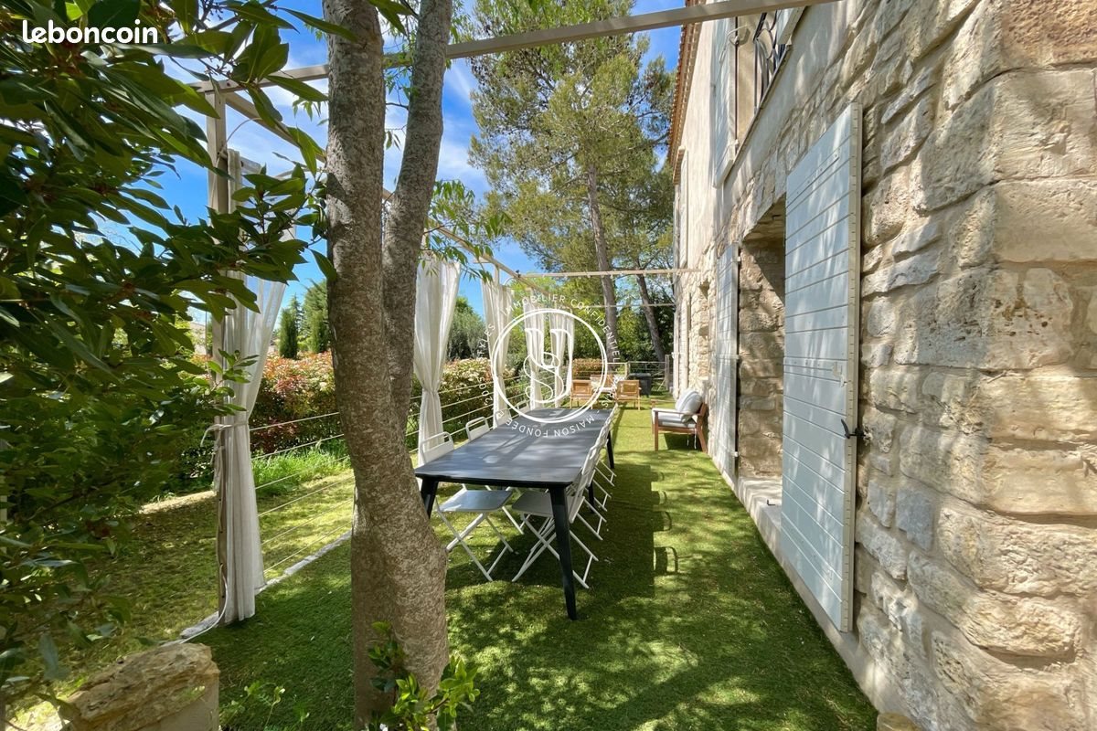 Maison à vendre, 210m², Uzès
