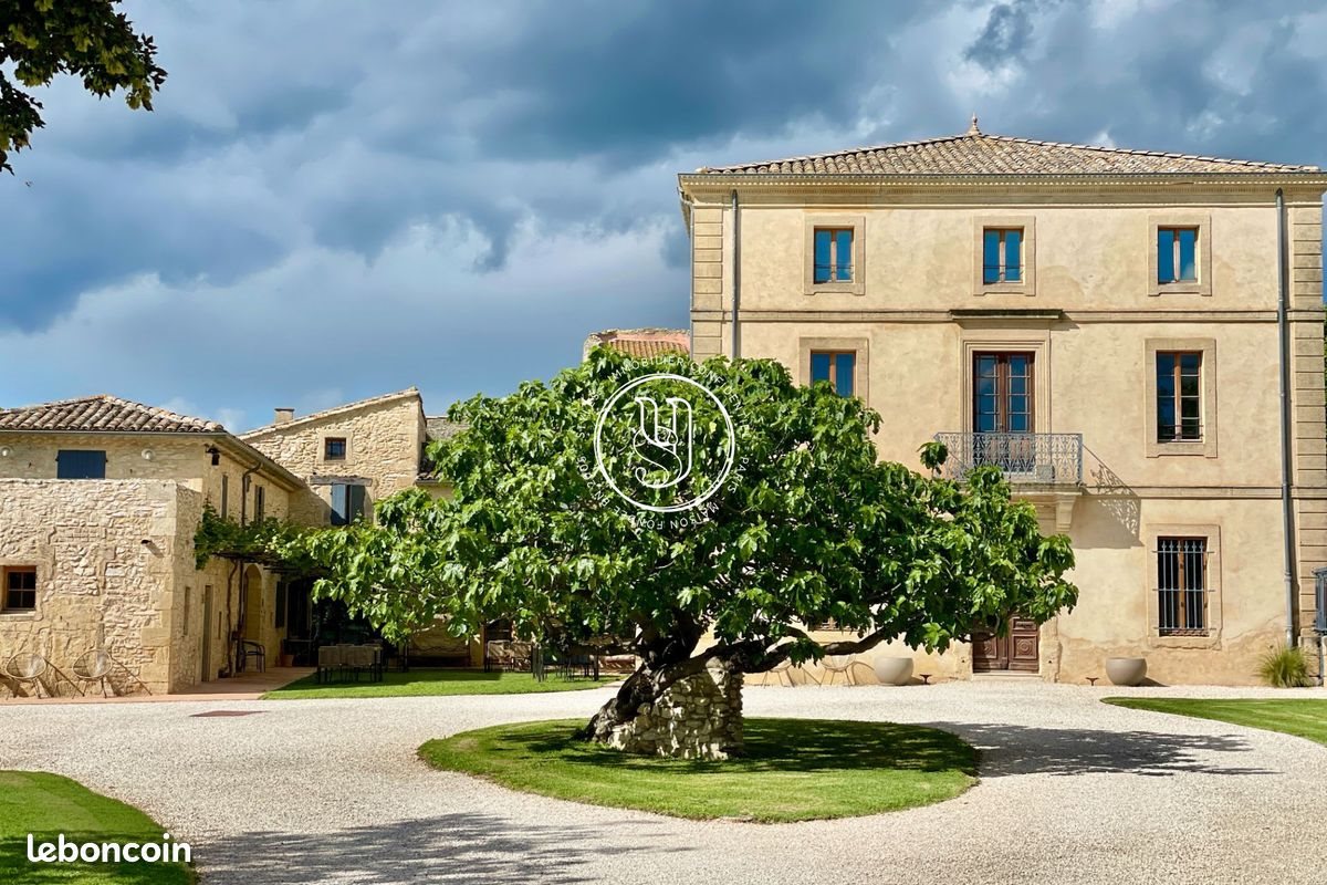 Maison à vendre, 750m², Uzès