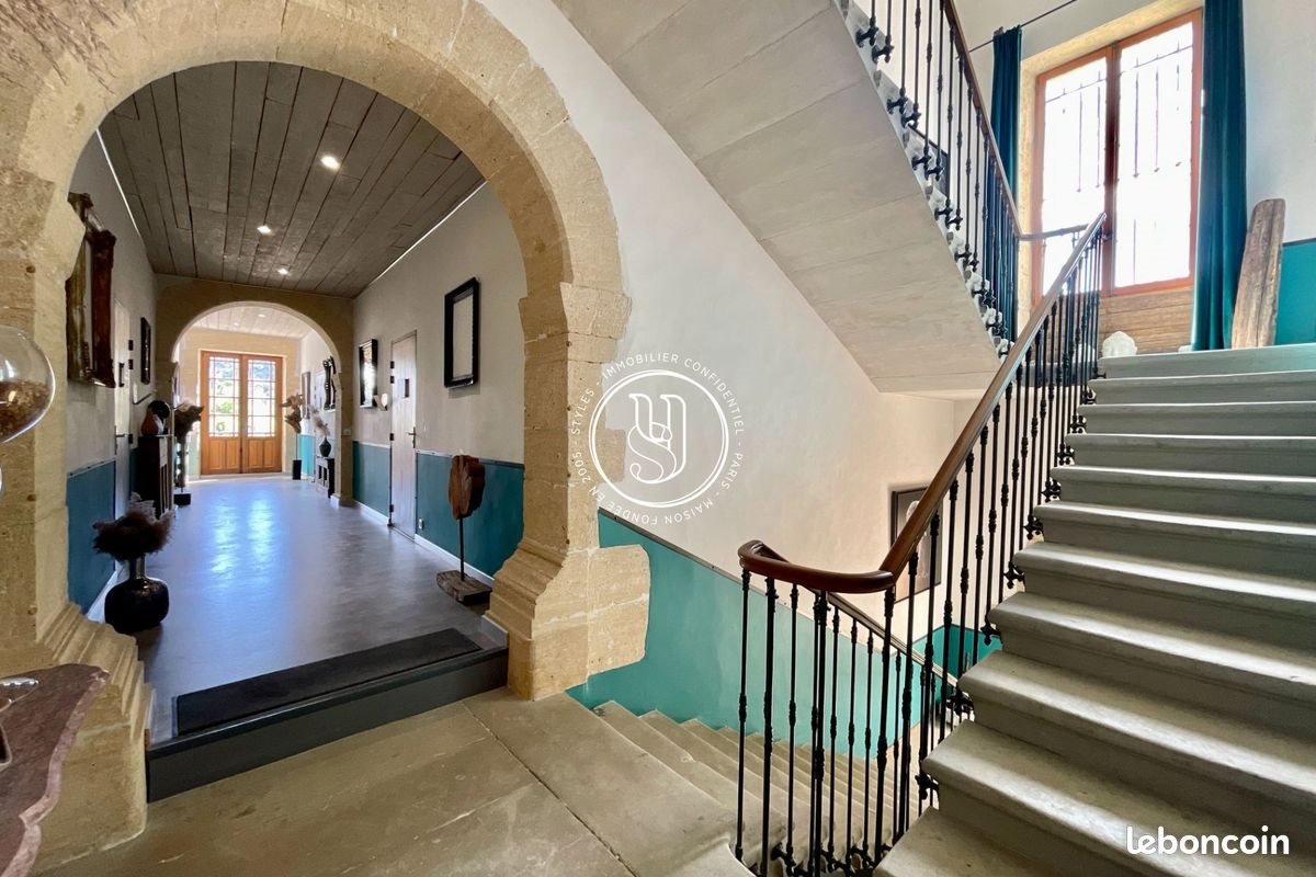 Maison à vendre, 750m², Uzès