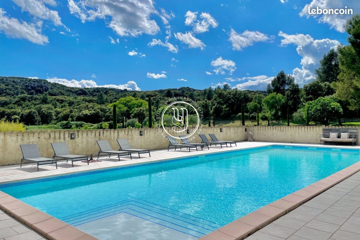 Maison à vendre, 750m², Uzès