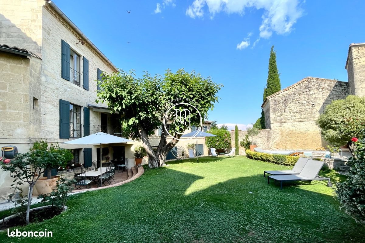 Maison à vendre, 280m², Uzès
