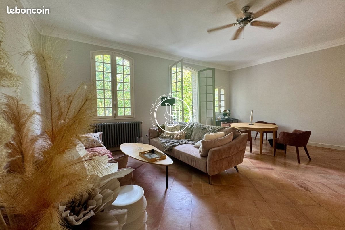 Appartement à vendre, 88m², Uzès