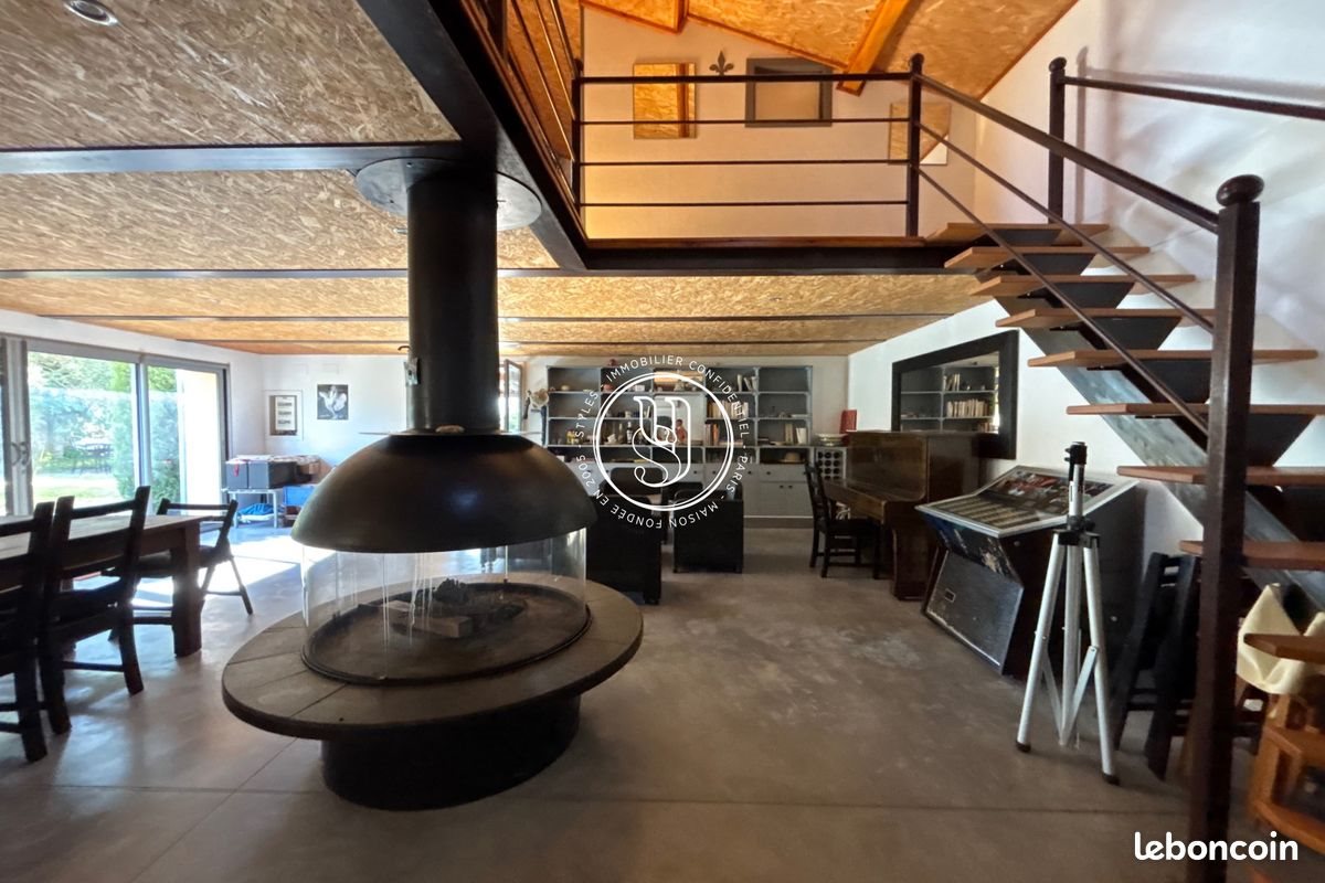 Maison à vendre, 351m², Uzès