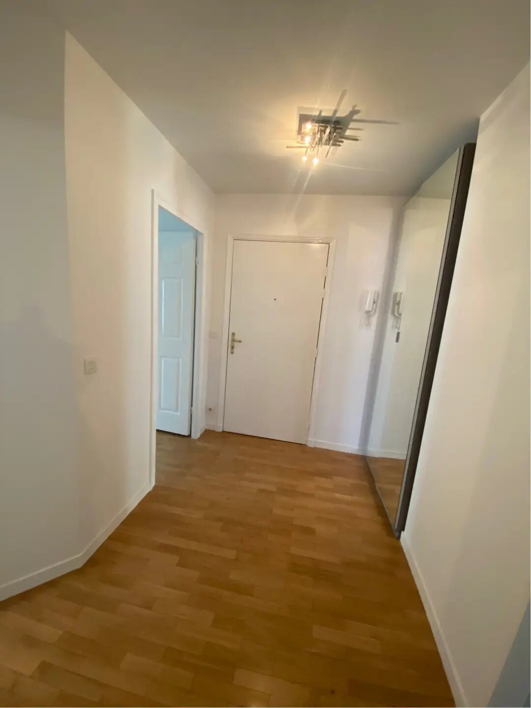 Appartement à louer, 83m², Courbevoie