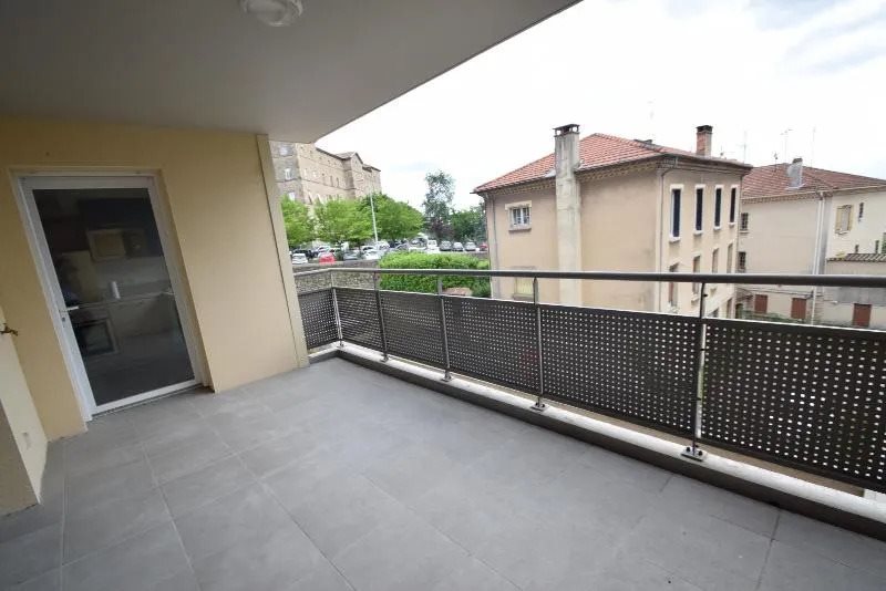 Appartement à louer, 51m², Aubenas