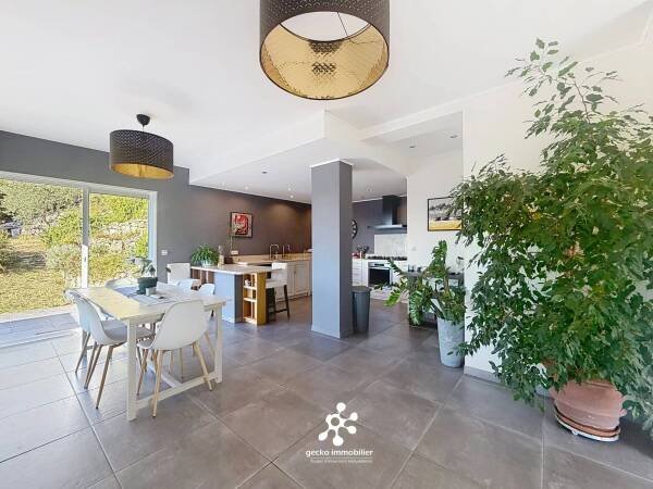 Appartement à vendre, 226m², Carros