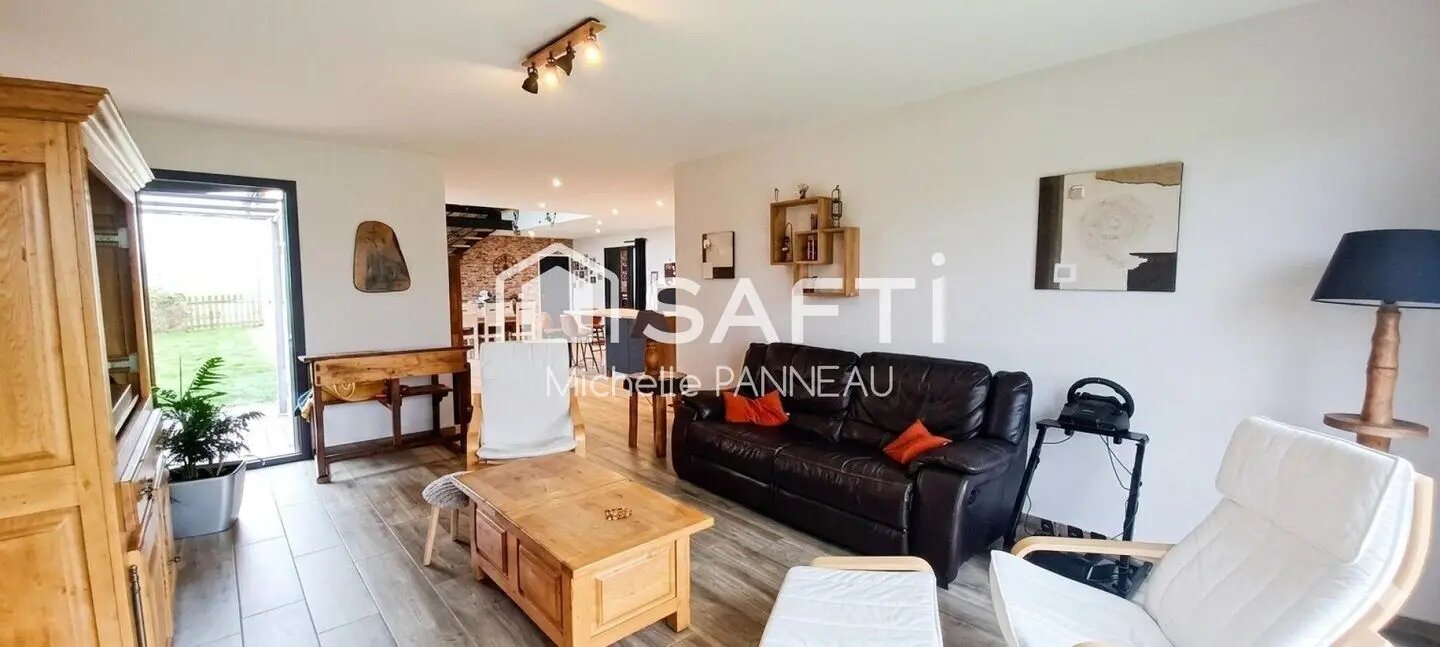 Maison à vendre, 180m², Louplande