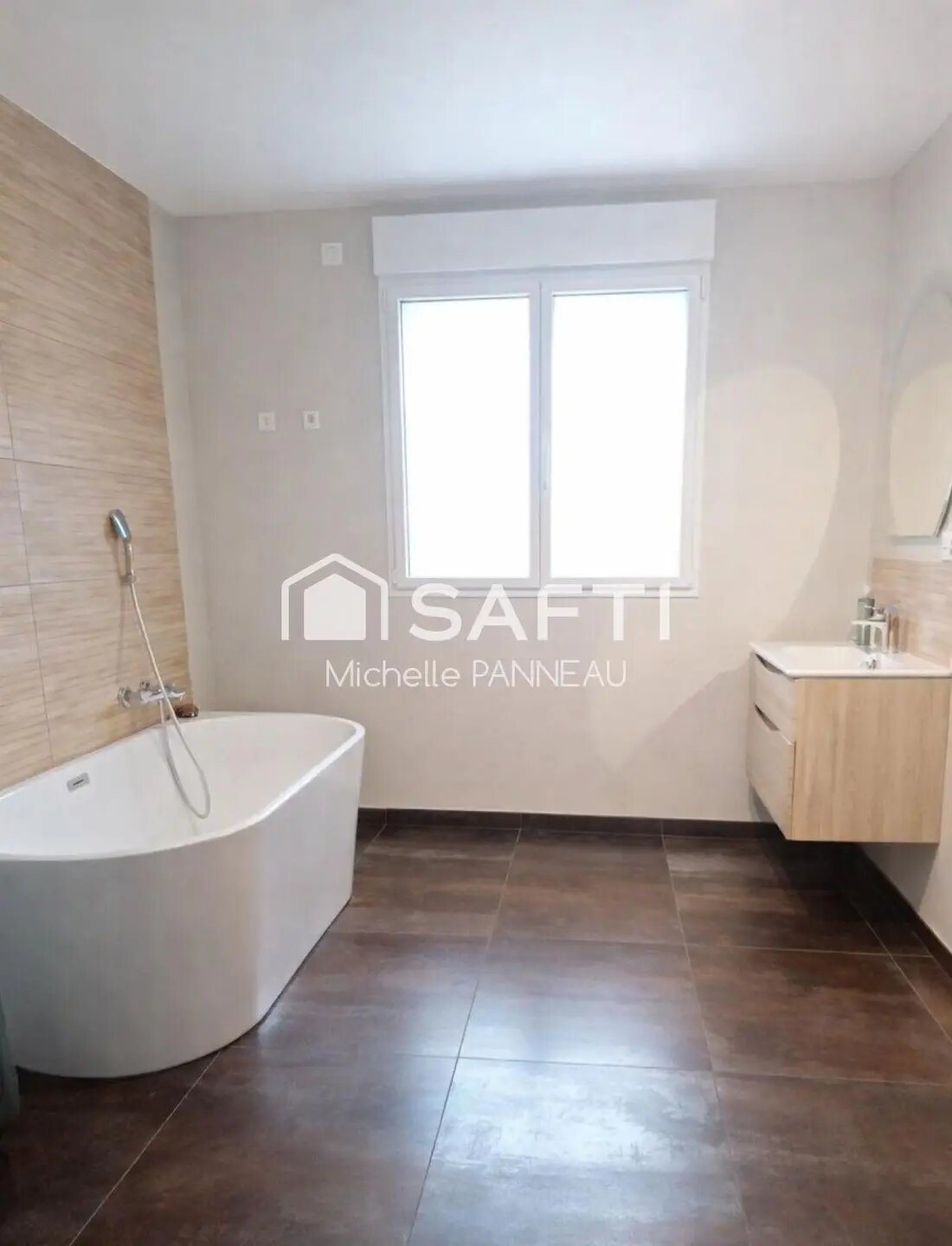 Maison à vendre, 180m², Louplande
