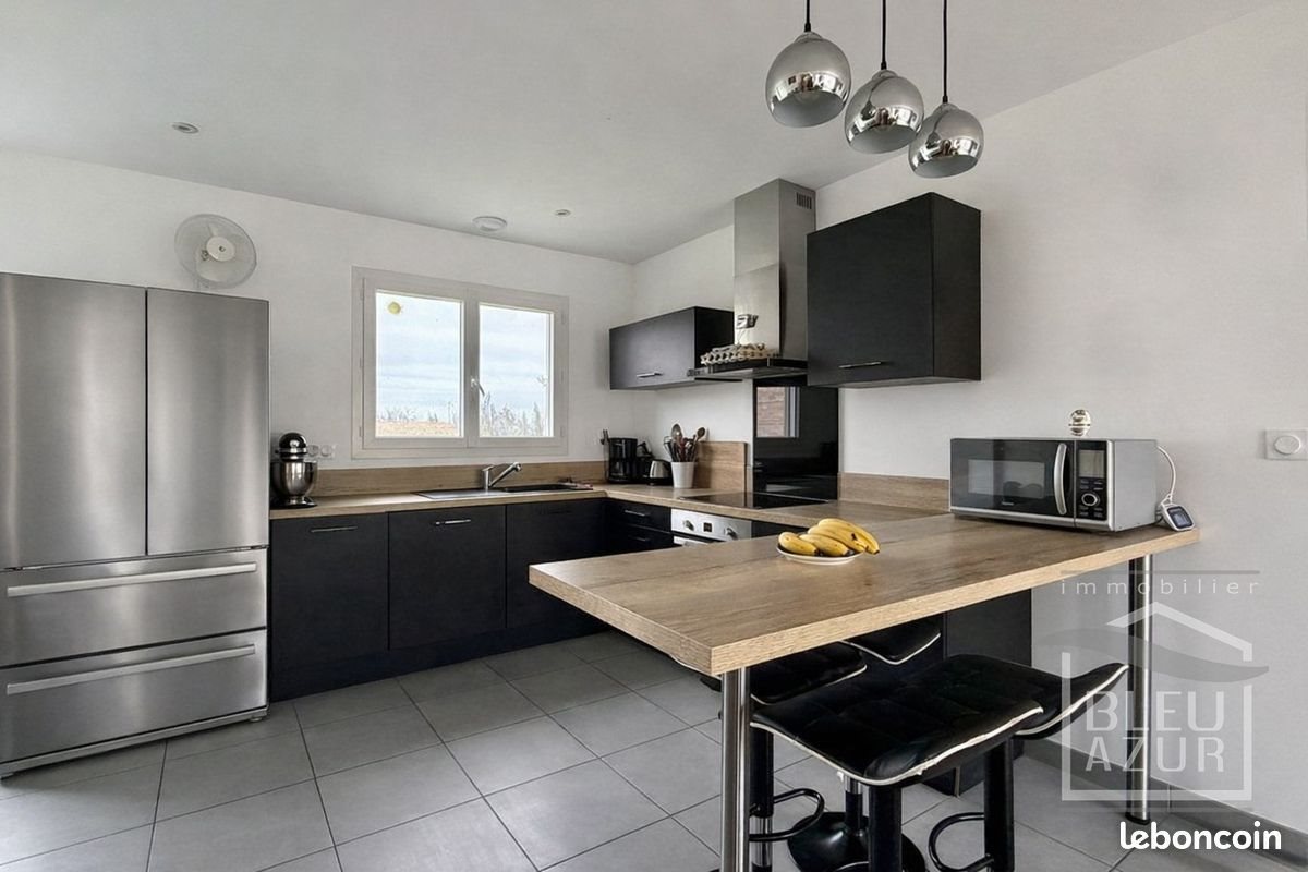 Maison à vendre, 99m², Château-Guibert