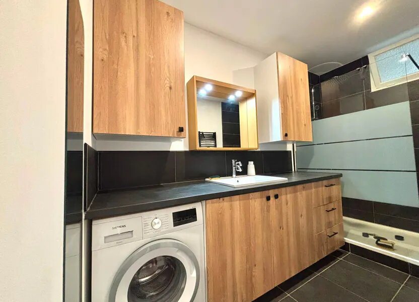 Appartement à louer, 63m², Nice