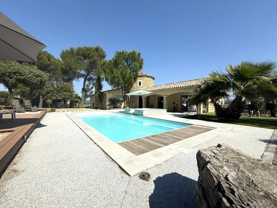 Maison à vendre, 200m², Brignoles