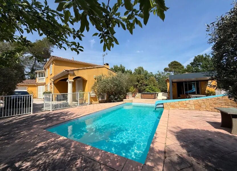 Maison à vendre, 162m², Saint-Maximin-la-Sainte-Baume