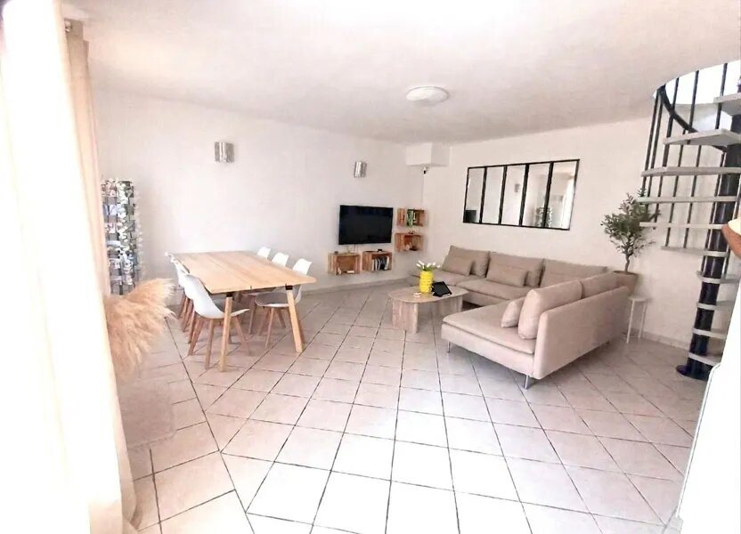 Appartement à vendre, 100m², Brignoles