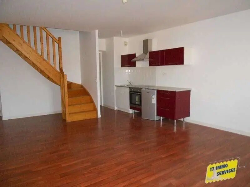 Appartement à louer, 60m², Saintes