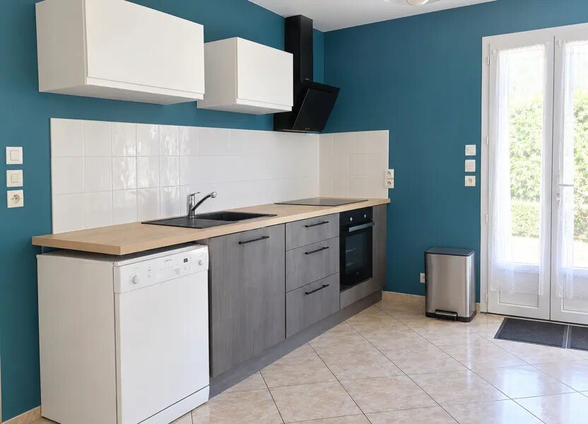 Maison à louer, 74m², Saintes