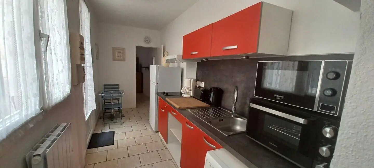 Appartement à louer, 28m², Rochefort