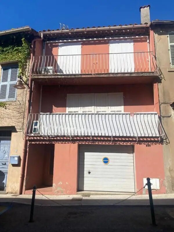 Appartement à louer, 67m², Cogolin