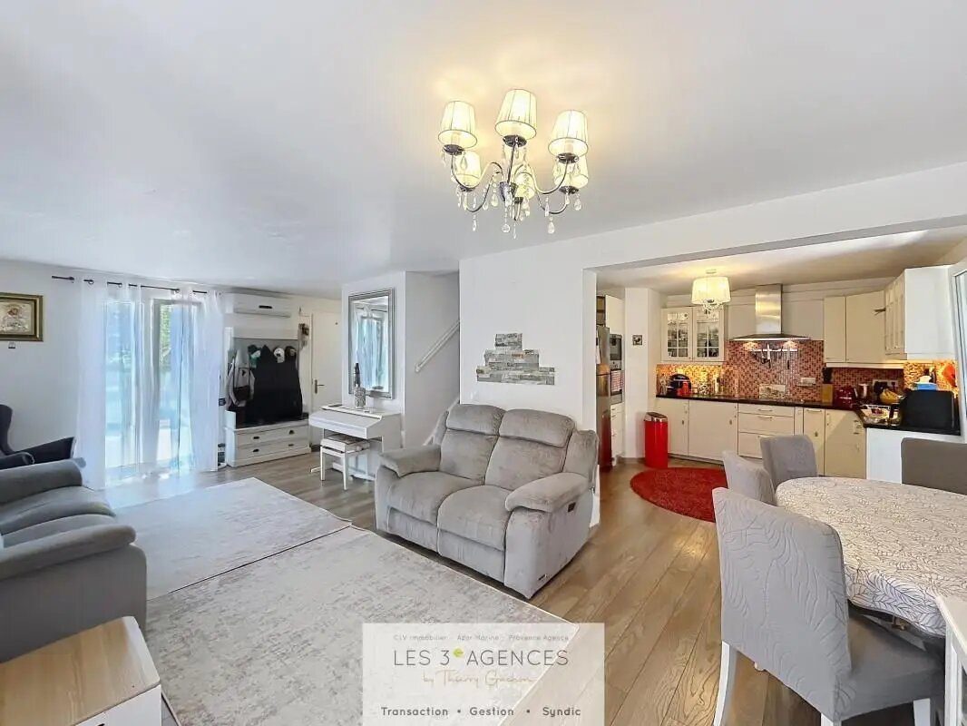 Maison à vendre, 106m², Cogolin