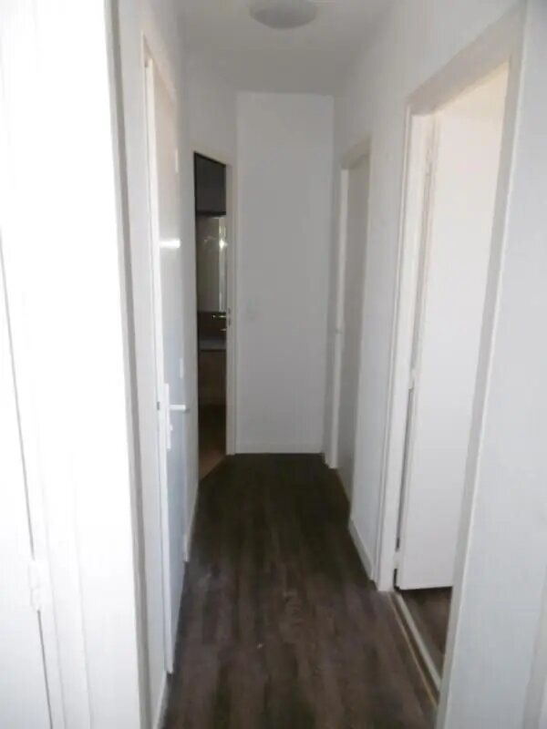 Appartement à louer, 77m², Cogolin