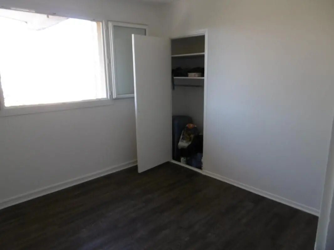 Appartement à louer, 77m², Cogolin
