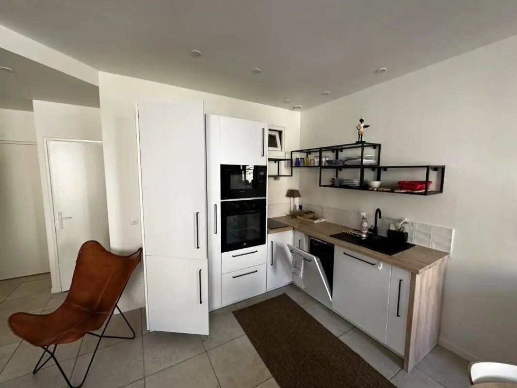 Appartement à louer, 27m², Grimaud