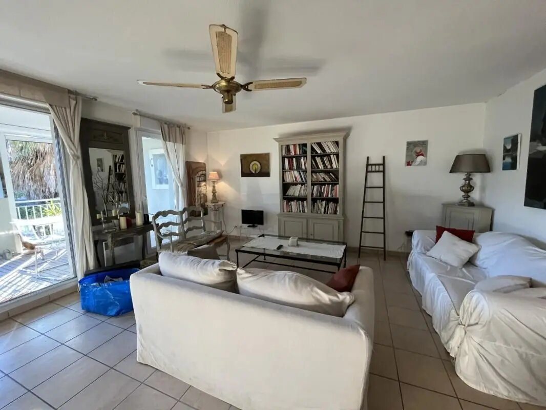 Appartement à louer, 87m², Cogolin