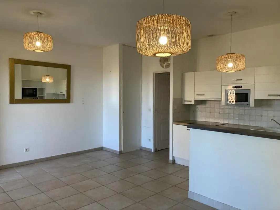 Appartement à louer, 44m², Grimaud