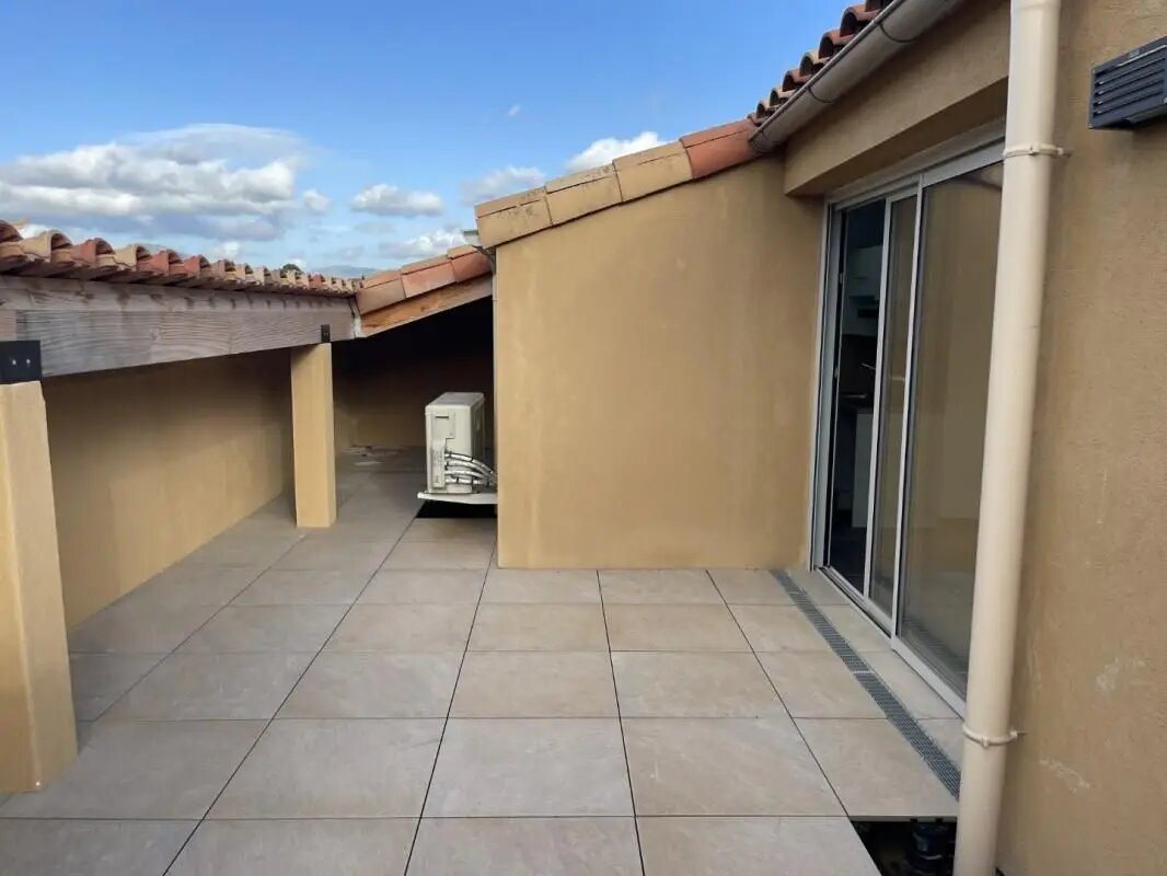 Appartement à louer, 47m², Cogolin