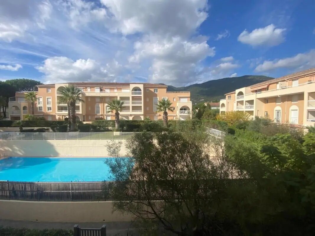 Appartement à louer, 55m², Cavalaire-sur-Mer