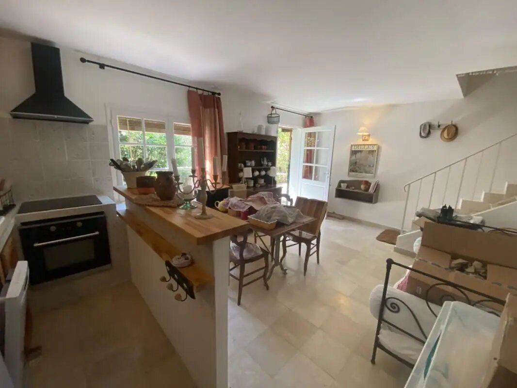 Appartement à louer, 92m², Cogolin