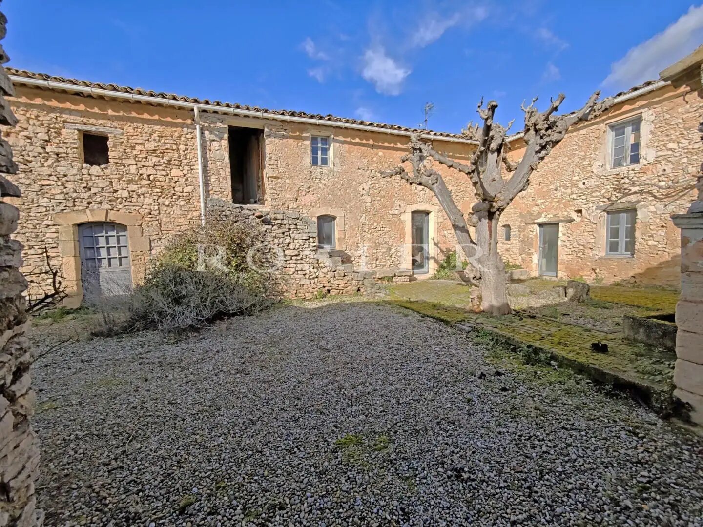 Maison à vendre, 350m², Lioux