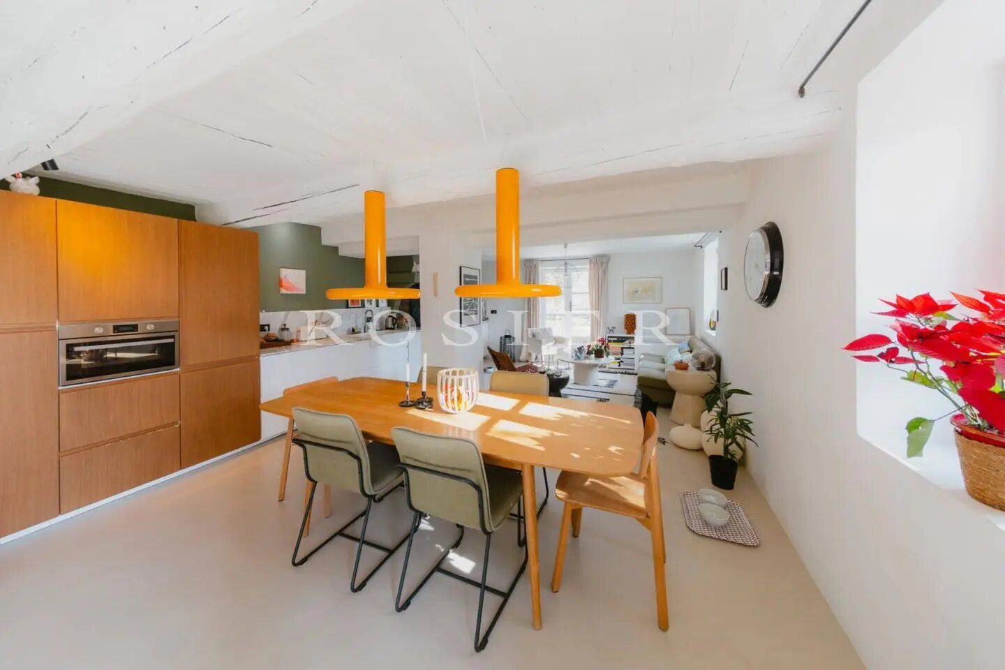 Maison à vendre, 180m², Murs