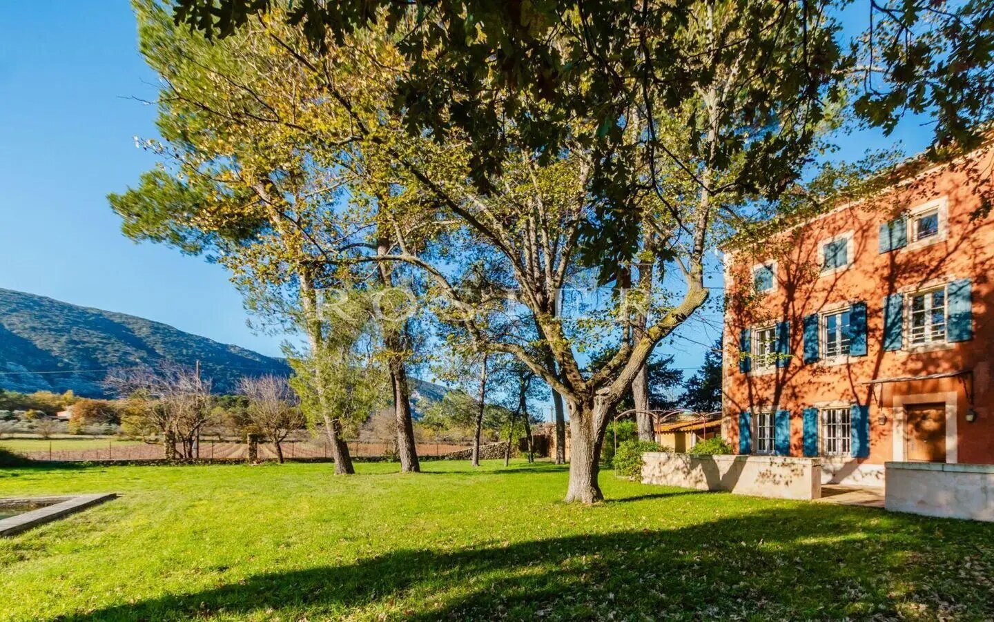 Maison à vendre, 250m², Oppède