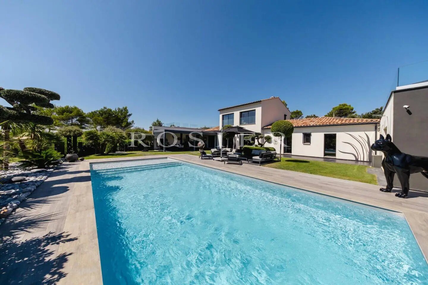 Maison à vendre, 380m², Beaumettes