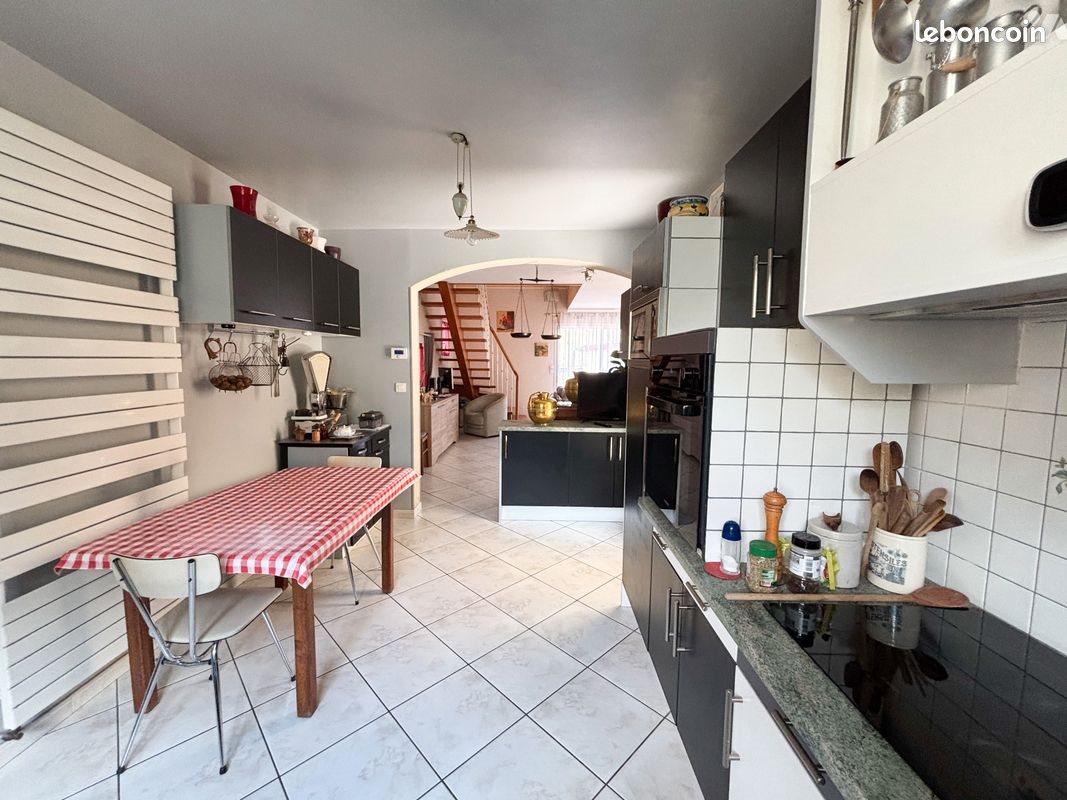 Maison à vendre, 122m², Esmans