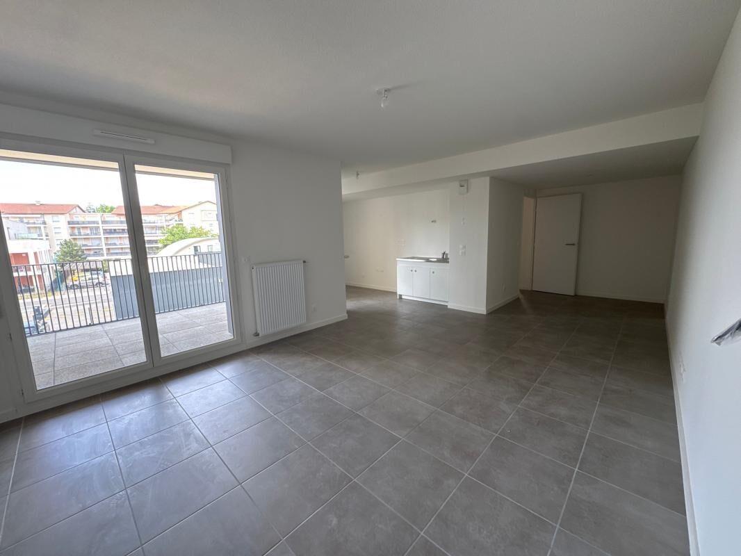Appartement à vendre, 80m², Pont-de-Chéruy