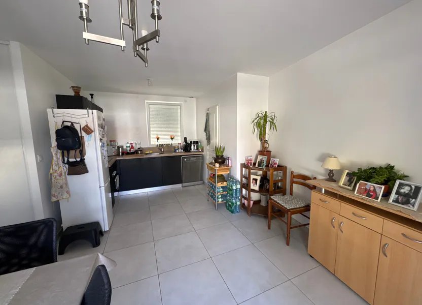 Appartement à louer, 62m², Pont-de-Chéruy