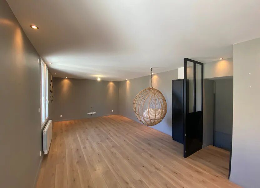 Appartement à vendre, 119m², Pont-de-Chéruy