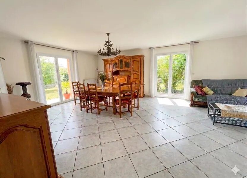 Maison à vendre, 115m², Pont-de-Chéruy