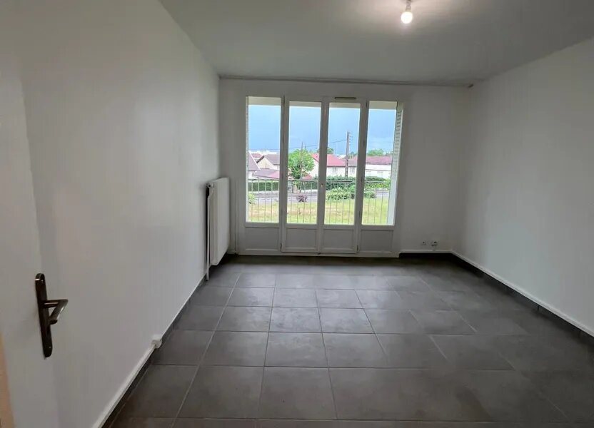 Appartement à louer, 70m², La Verpillière