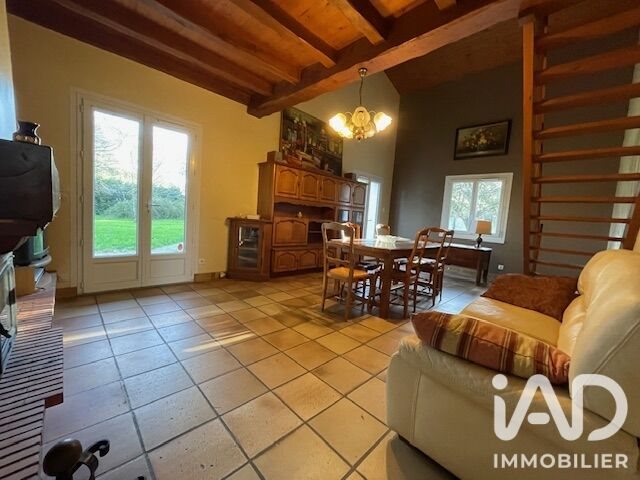 Maison à vendre, 109m², Nieul-lès-Saintes