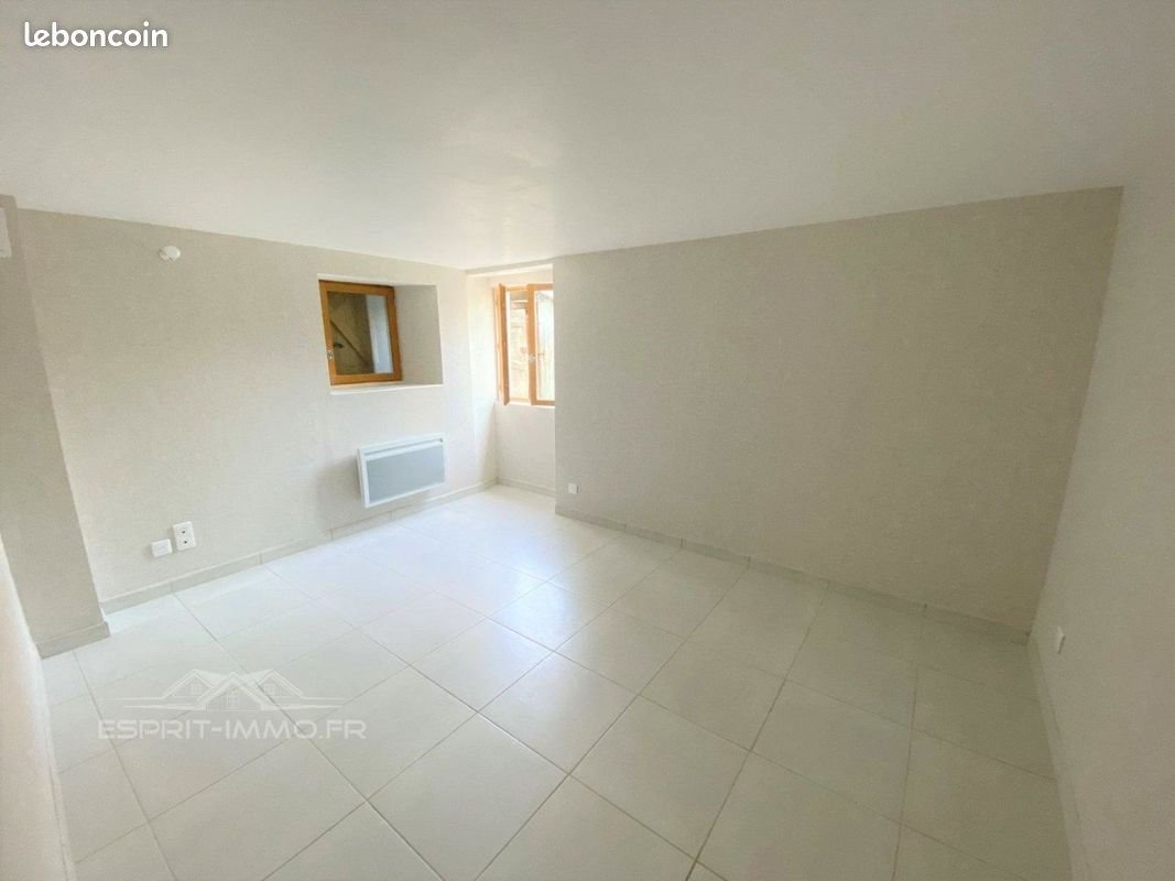 Appartement à louer, 77m², Corbonod