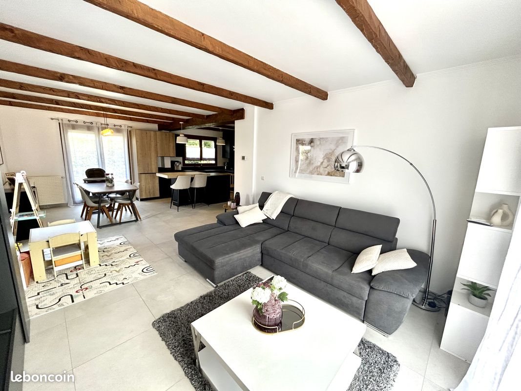 Maison à vendre, 131m², Ville-la-Grand