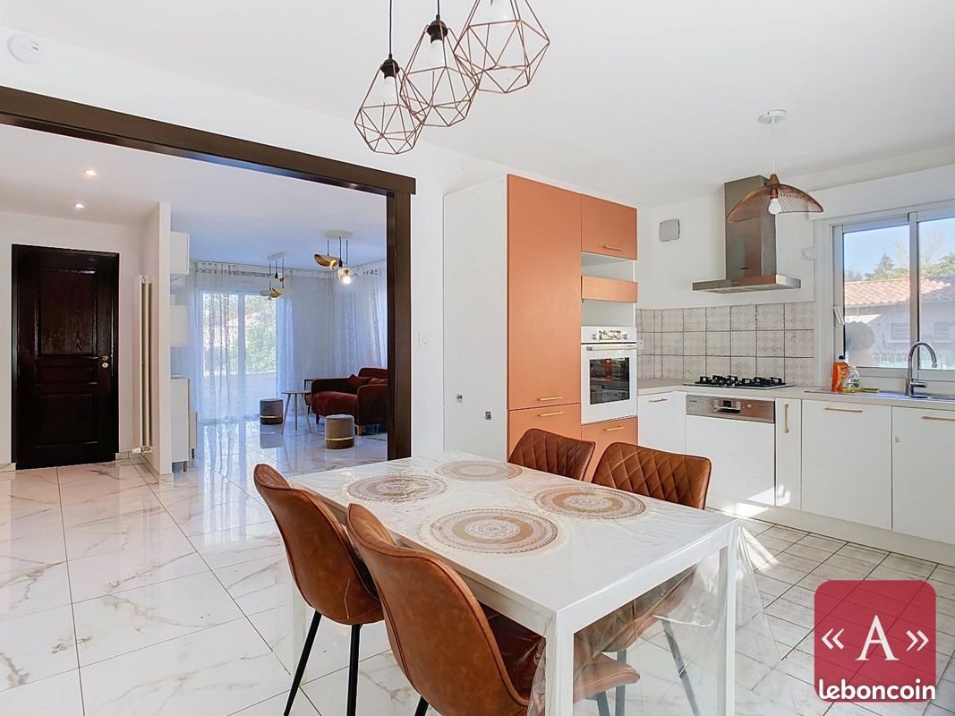Maison à louer, 77m², Saint-Sulpice-la-Pointe