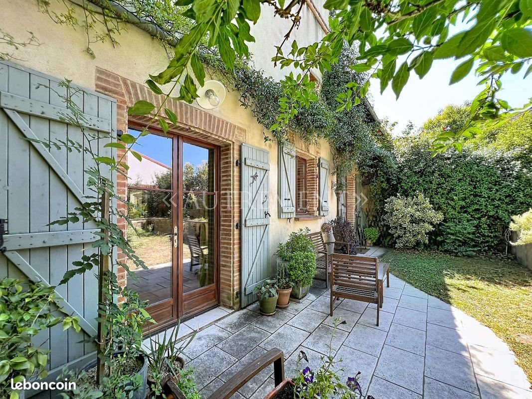 Maison à vendre, 170m², Saint-Sulpice-la-Pointe