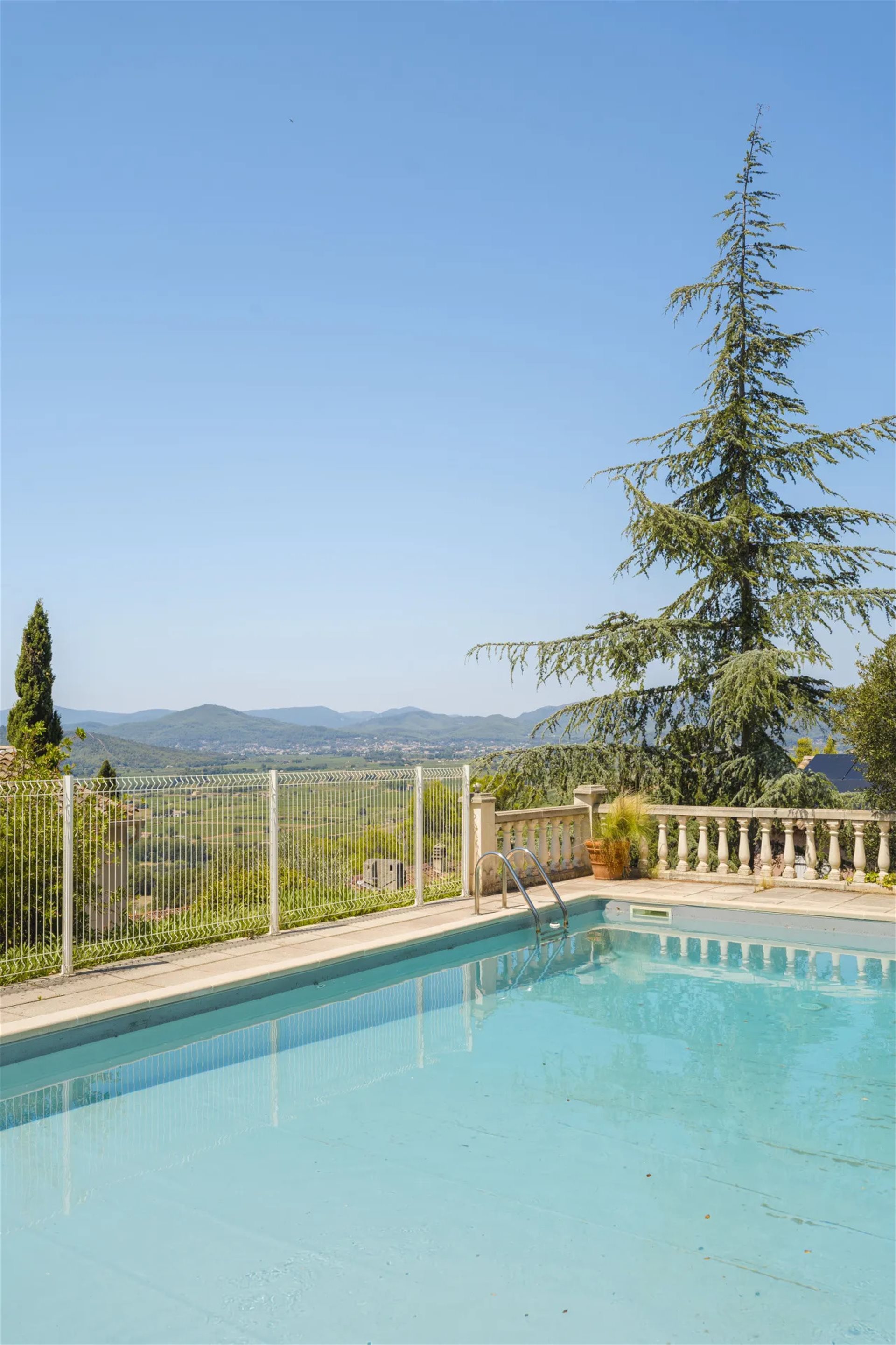 Maison à vendre, 221m², Pierrefeu-du-Var